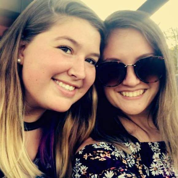 Meet your Posher, Olivia - Picture 1 of 1